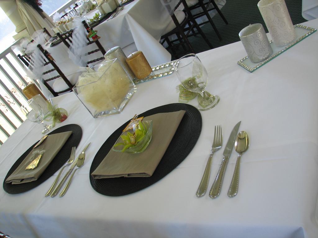 The Palms Cliff House Inn Honomu Extérieur photo