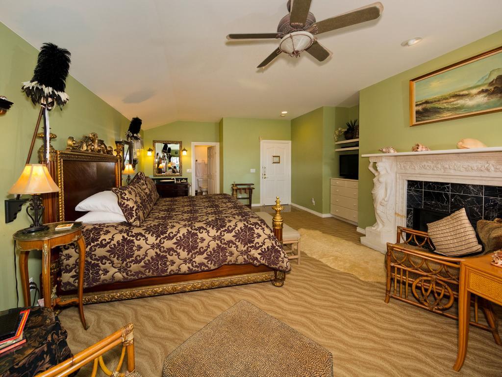 The Palms Cliff House Inn Honomu Extérieur photo