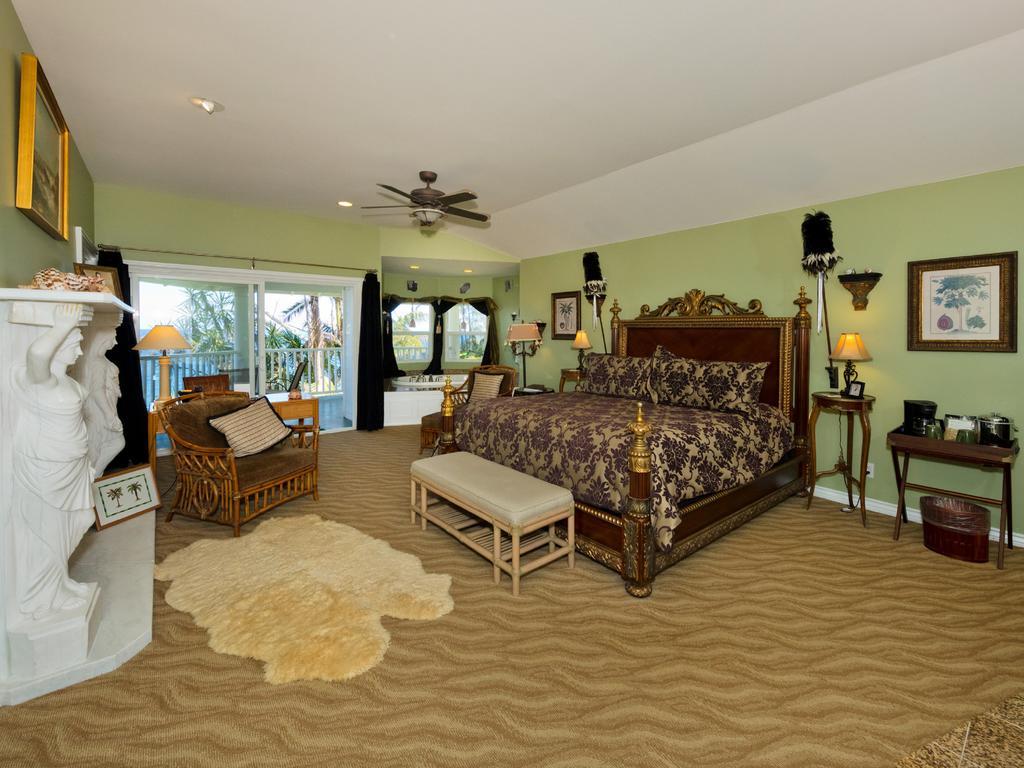 The Palms Cliff House Inn Honomu Extérieur photo