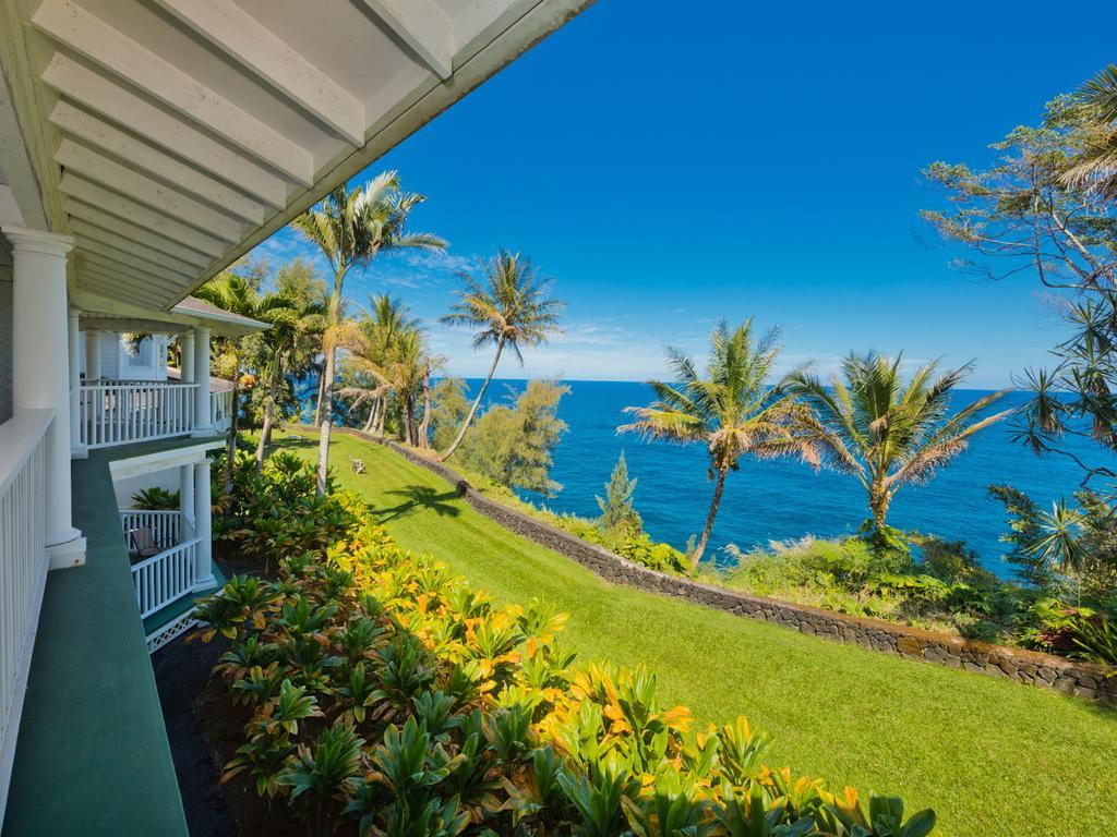 The Palms Cliff House Inn Honomu Extérieur photo