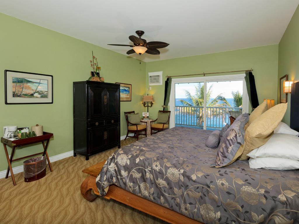 The Palms Cliff House Inn Honomu Extérieur photo