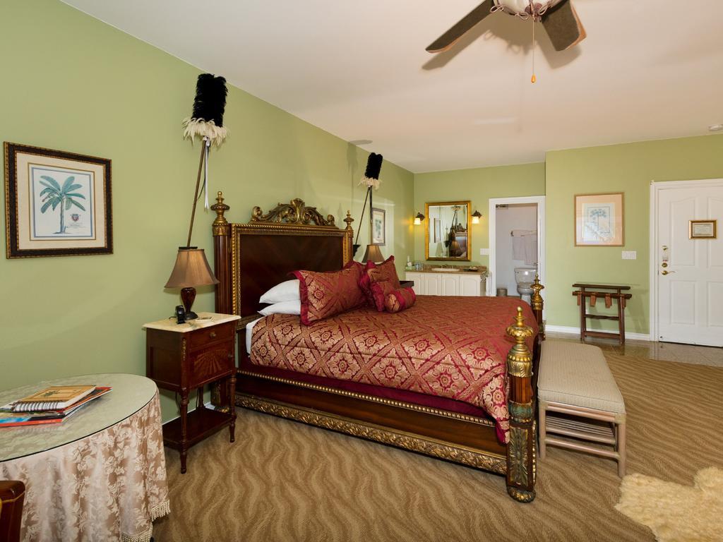 The Palms Cliff House Inn Honomu Extérieur photo