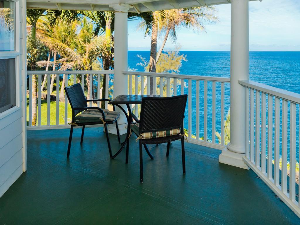 The Palms Cliff House Inn Honomu Extérieur photo