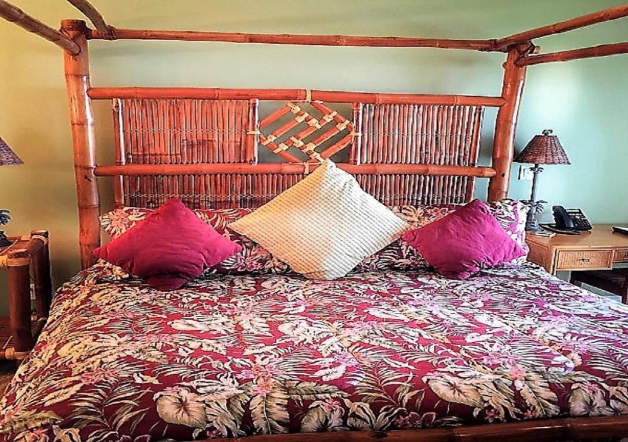 The Palms Cliff House Inn Honomu Extérieur photo