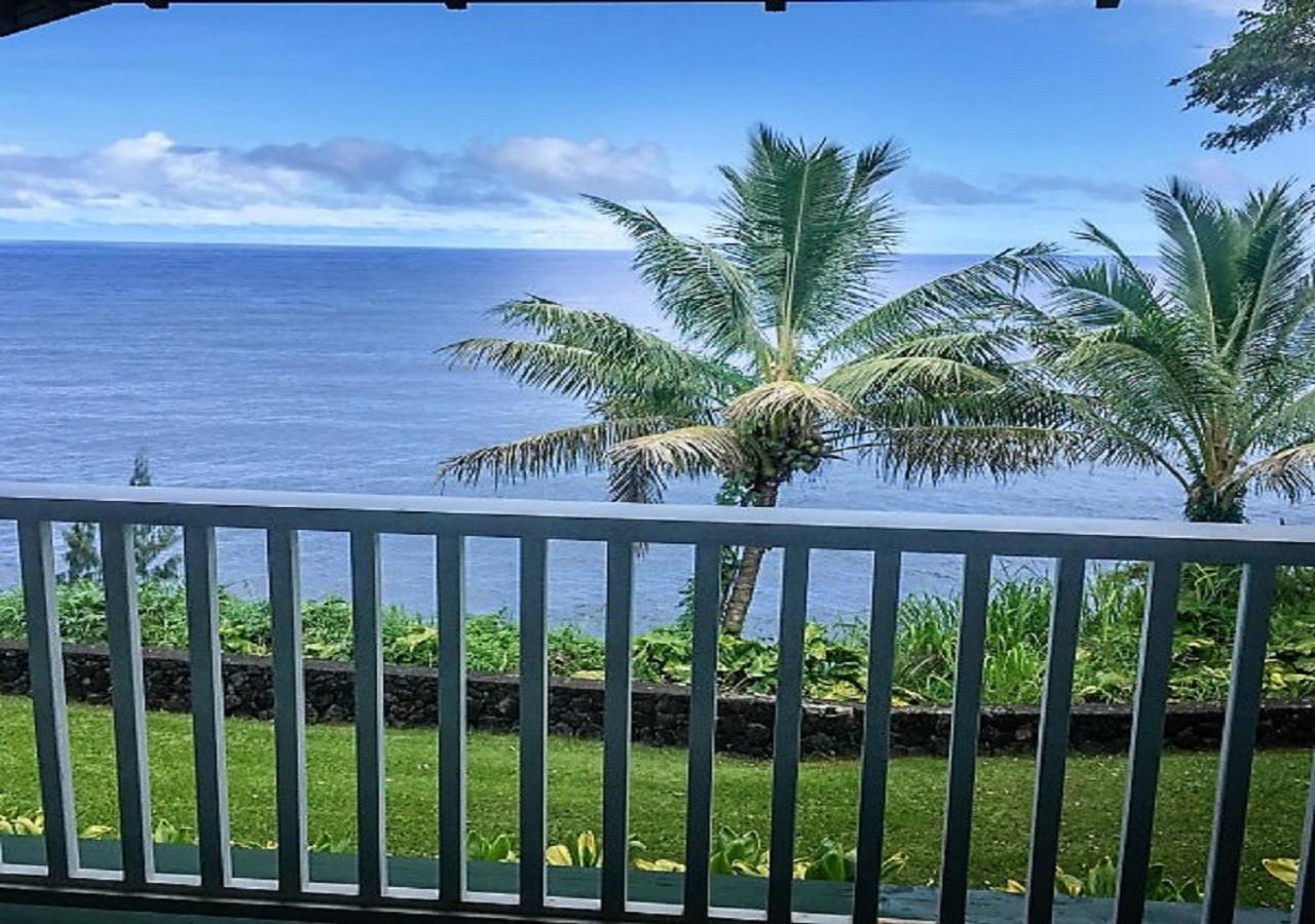 The Palms Cliff House Inn Honomu Extérieur photo